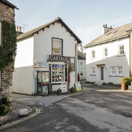 Longlands The Coach House * Cartmel